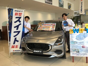 新型スイフト！即納車あります！！