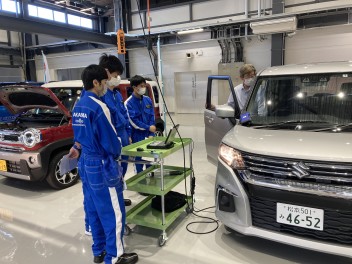 高山自動車短期大学 技術講習会を開催しました！