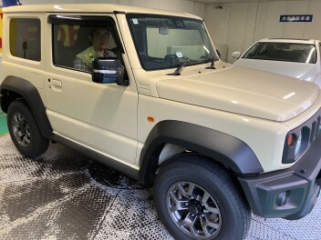 ジムニーシエラ納車させていただきました！！