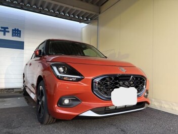 スイフト　フレイムオレンジ