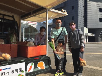 軽トラ市　１日目終了♪