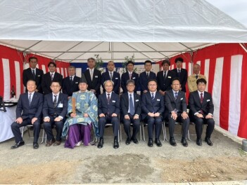 移転新設工事につき地鎮祭を行いました