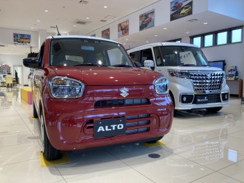 新型アルト、スペーシアコネクト車、見れますよっ‼