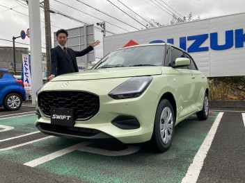 新型スイフト実車が届きました。