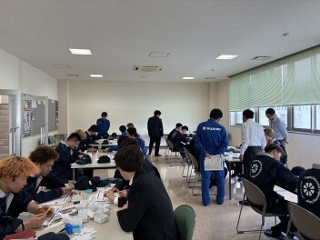 ゲームで楽しく学ぶ！スズキフレッシュマンセミナー開催