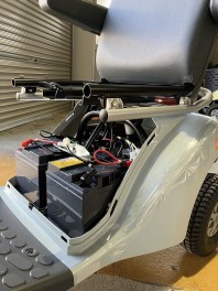セニアカーのバッテリーの件