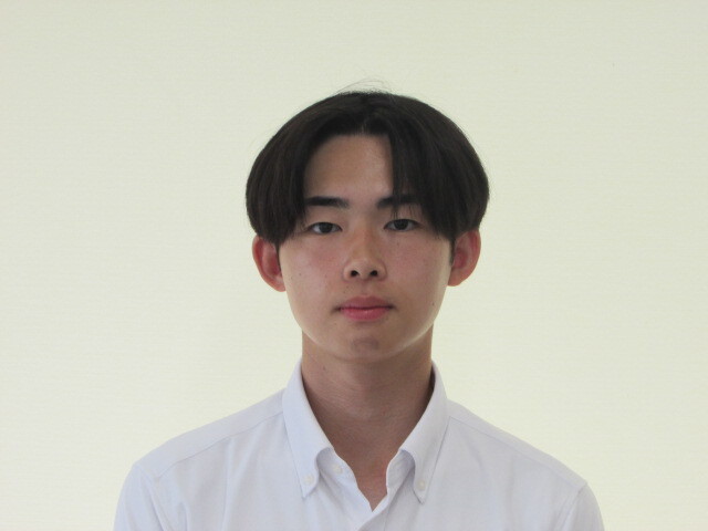 照山　海斗