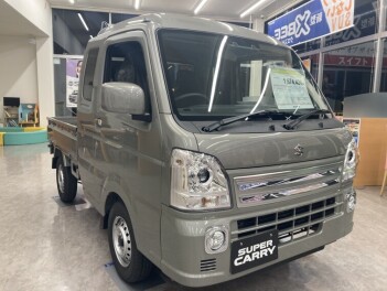 週末はスズキのお店へ！！