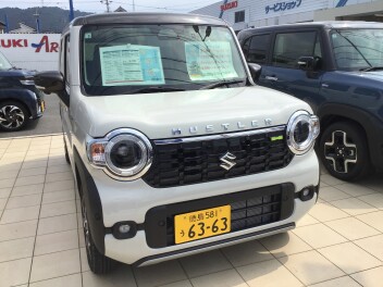 スズキ　ハスラー試乗車