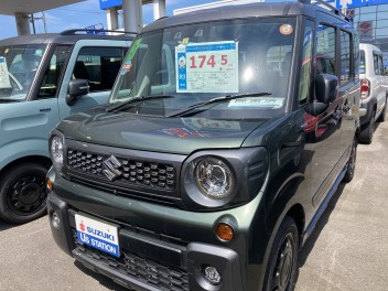 大人気スライドドア中古車　スペーシアギア　HYBRID　XZターボ　2WD