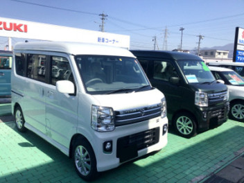 【展示車】エブリイワゴン2台、ハスラーJスタイル入庫しました！