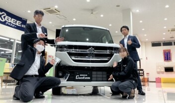 スペーシアカスタムお急ぎ納車可能です！！！