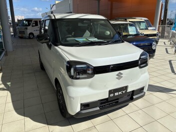eSKY展示車参りました！