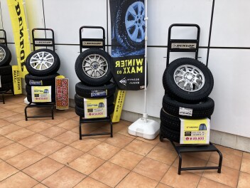 スタッドレスタイヤ入荷しました！