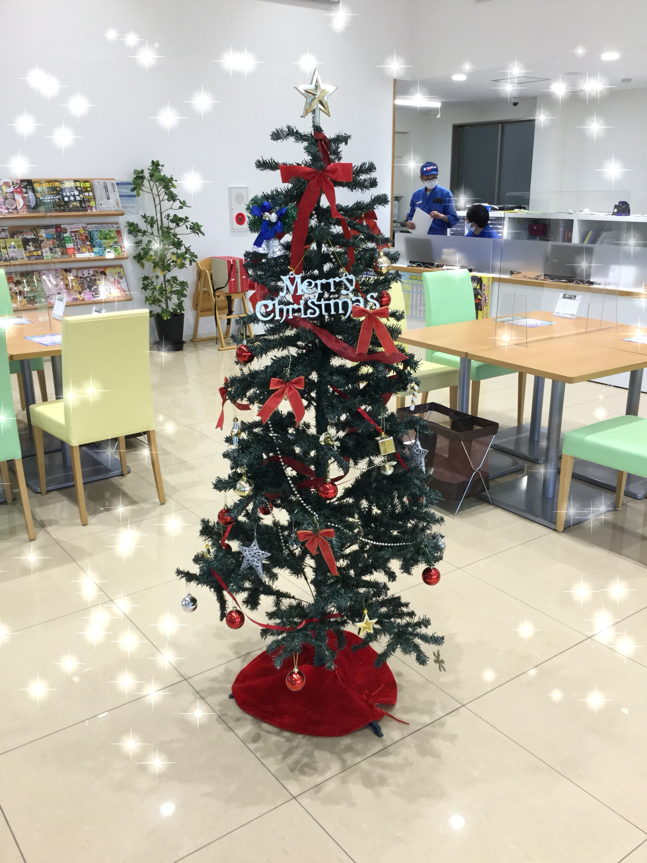 クリスマスツリー飾りました その他 お店ブログ 株式会社スズキ自販静岡 U S Station静岡