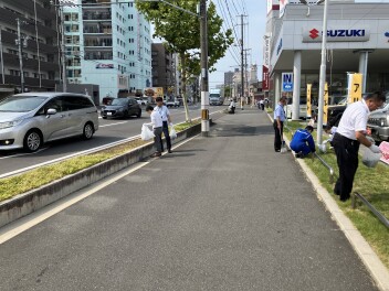 清掃活動を行いました