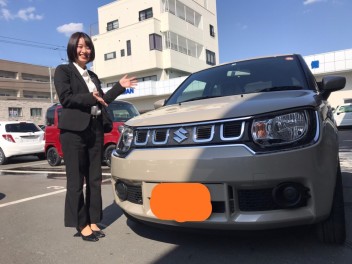 本社社員　イグニス納車です♪