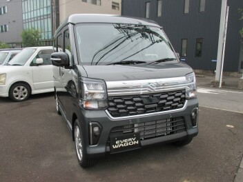 NEWエブリイワゴン　～展示車入庫～
