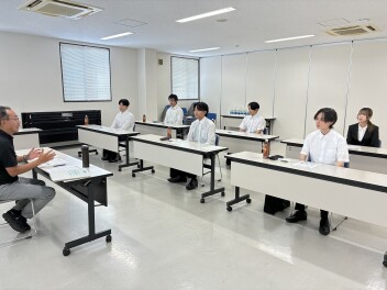 ドキドキの同期顔合わせ！