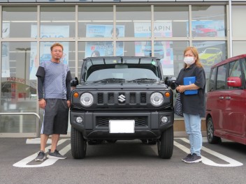 ジムニーのご納車、おめでとうございます!!