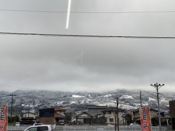 雪にお気を付けください。