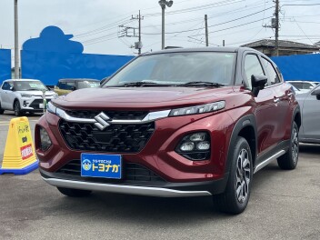 フロンクス試乗車あります。