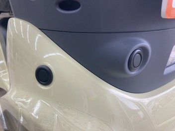 障害物検知センサー搭載　新型セニアカー展示中！