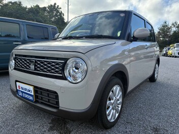 アリーナ名護の中古車紹介！！
