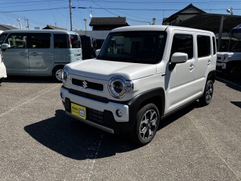 ハスラー入荷しました！！