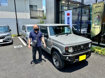 ジムニーお引渡しを行わせて頂きました☆