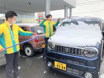 今年も雪が降りました！～初売りの幕間～