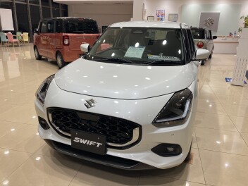 展示車ご紹介☆