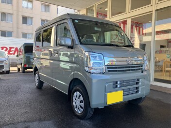 横浜市にお住まいのT様にエブリイをご納車いたしました。