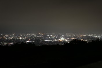 焼津市高草山　笛吹段公園