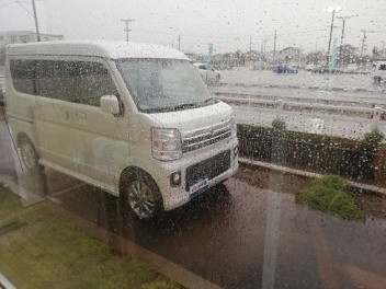 豪雨