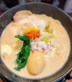 麺狂い　麵巡り　麺紀行　八海山味噌白湯　麺の風　祥気