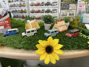 梅雨にも負けず中古車展示会開催！！！