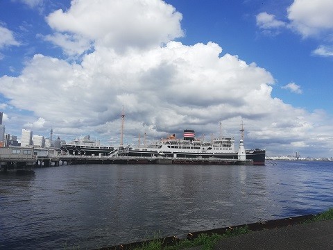 横浜