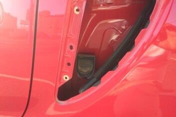 車によって