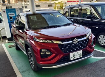 フロンクス試乗車あります！