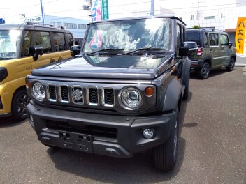 ジムニーノマド（２型）展示車入庫しました！！