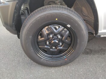 スチールホイール