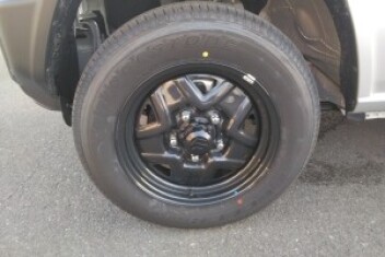 スチールホイール