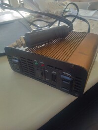 100V