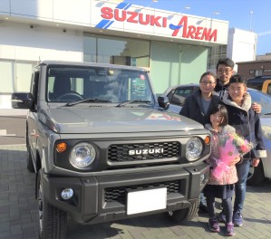 マットブラックのグリル！ジムニーご納車。