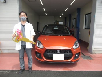 スイフトスポ－ツ納車です。
