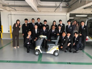 新入社員のセニアカー研修