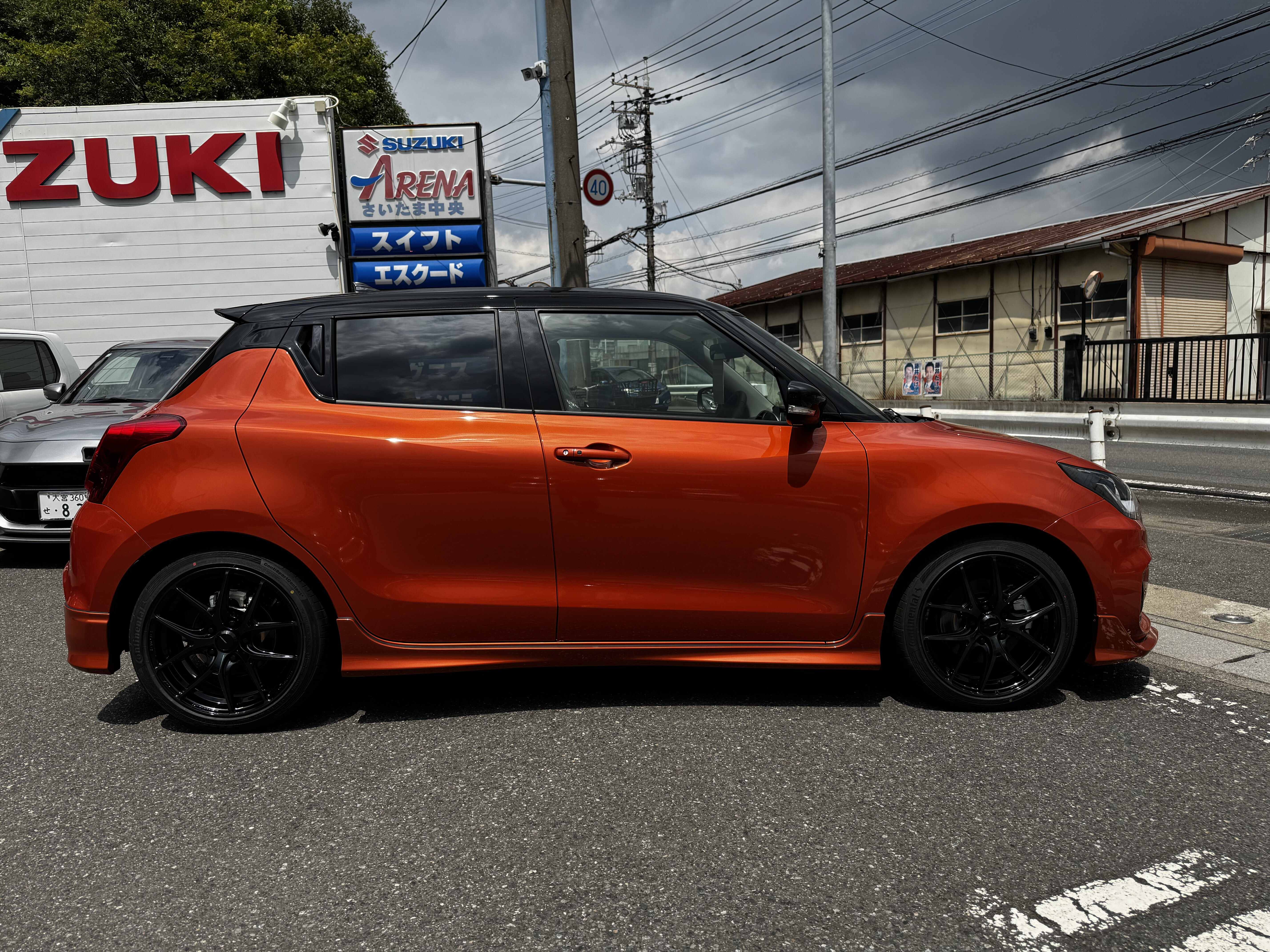 スイスポ即納車サイド