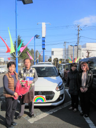 初めてのスズキ車！スイフトご納車です☆