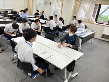 26卒入社3カ月振り返り研修